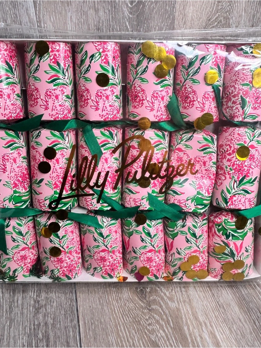 GWP Lilly Pulitzer Party Poppers 18pc favor Crackers Koala La La Conch Shell
